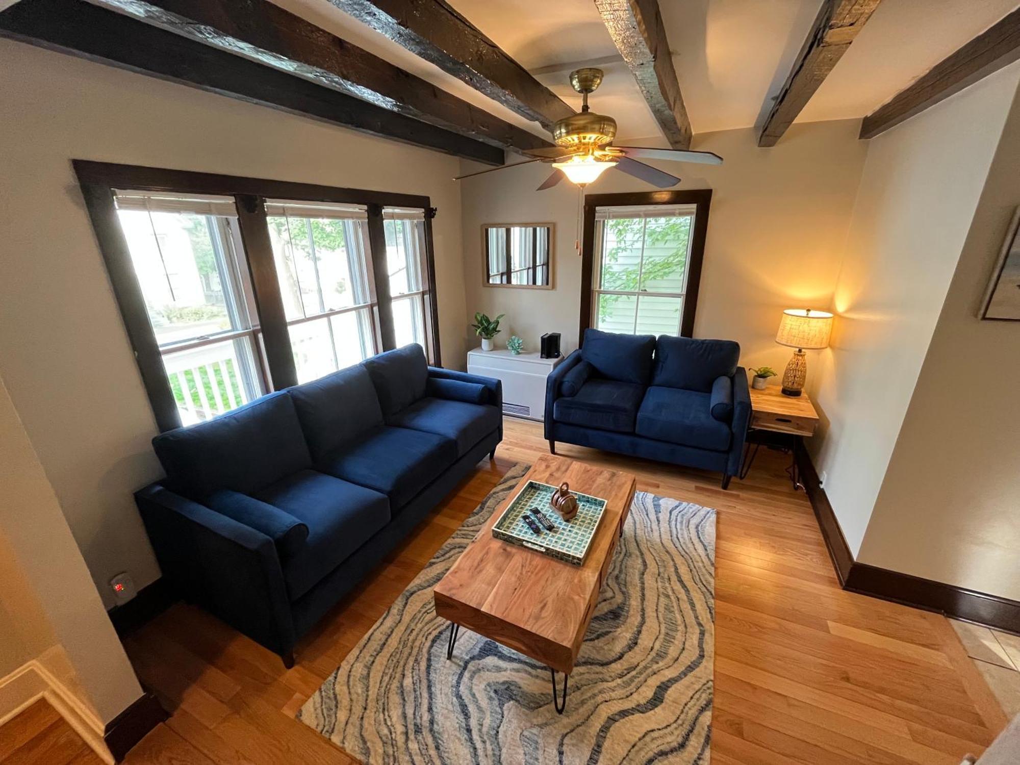 Cozy 3Br Beach House By The Sea オールドオーチャードビーチ エクステリア 写真